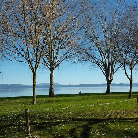 In Sul Lago Trasimeno Villa